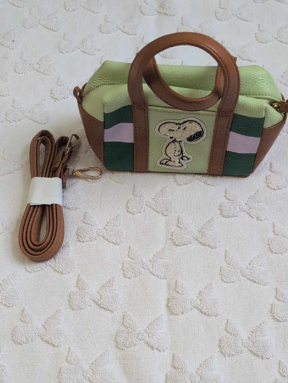 Snoopy Patch Mini Tote in Light Green & Brown - Picture 2 of 6